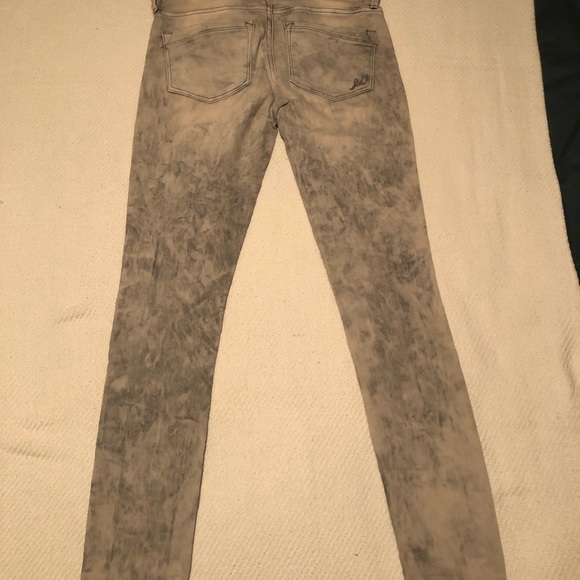 Grey mid rise jeans - Picture 2 of 3